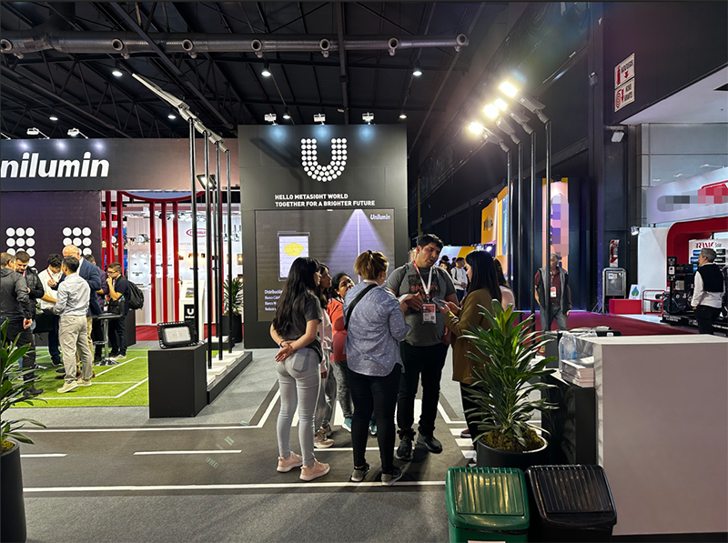 2.png 49316825_1759042409.png